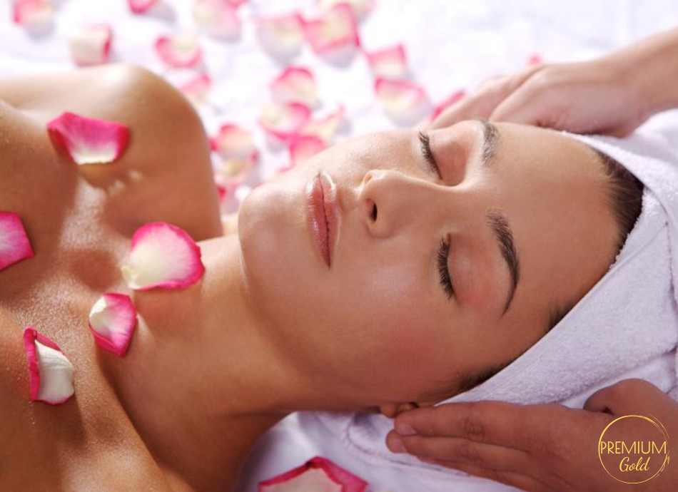 masaje facial Exclusivo pétalos de rosas Masajes Premium Gold