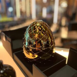 Huevo Oro y Cristales 440g